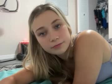 lanademira's chat room