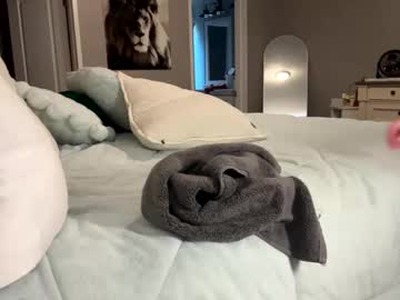 lucious_stace's chat room