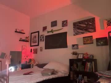 hannahtaylorr's chat room