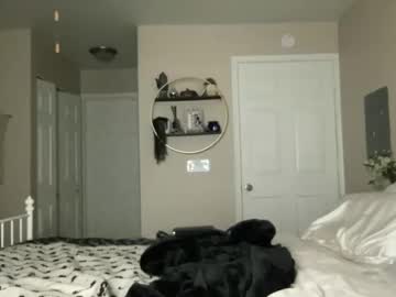 lolamarie_'s chat room