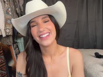 ella2sweet's chat room