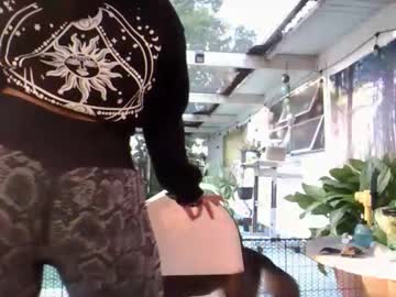 yoursecretgirlfriend963's chat room