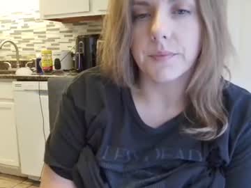 tinywithtiddies's chat room