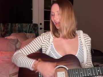 kaileeshy's chat room