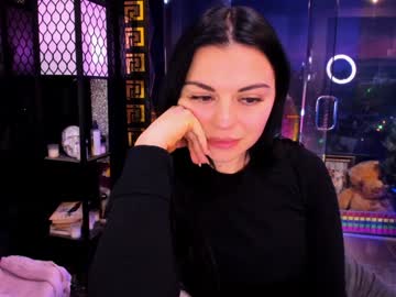 alma_pearl's chat room