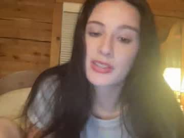 mysteriousmadam_'s chat room