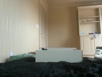 clairewalkerrr's chat room