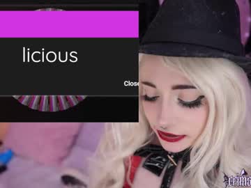 crimsonkitten's chat room