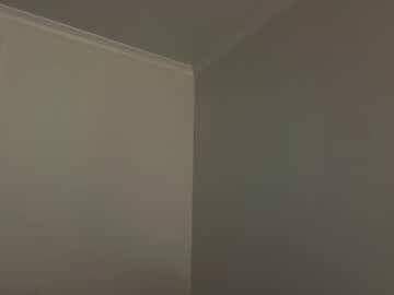 chloeros3e's chat room