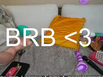 vivid_whit's chat room