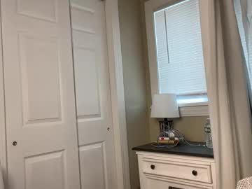 seraphinavelvet's chat room