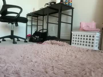 lilybrown07's chat room