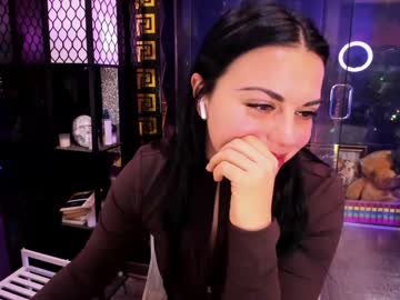 alma_pearl's chat room