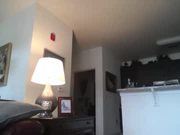 hotblondemilf1962's chat room