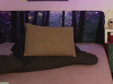 widthofapeach's chat room