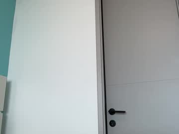 emmababy2322's chat room