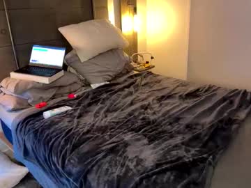 kittywoodyluv's chat room