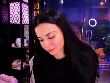 alma_pearl's chat room