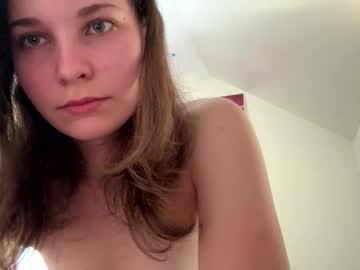 deepthroatqueen33's chat room