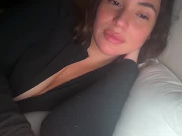 pollyyypocket's chat room