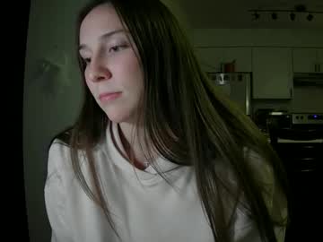 daddysssgoodgirl's chat room