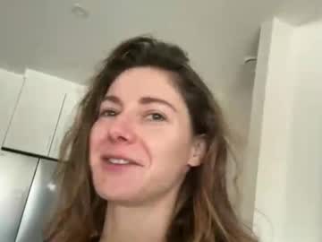 peacheekitty's chat room