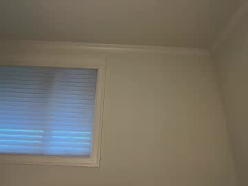 chloeros3e's chat room