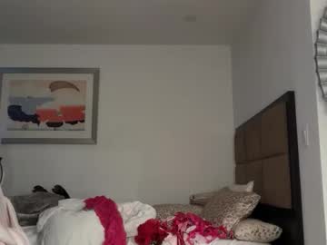 dollyrhodesss's chat room