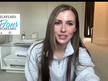 laylahlaylah1's chat room