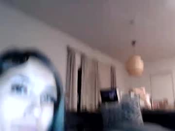 trixy79100's chat room