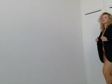 theislandgirl's chat room