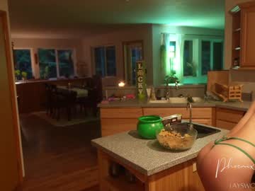 phoenix_taylor's chat room