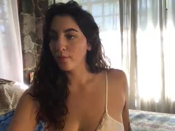 strawberripulp's chat room