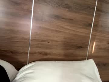 deepthroatqueen33's chat room