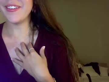 laineylifts's chat room