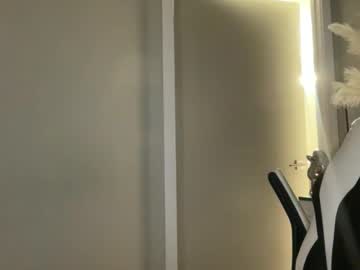 _natycutei19's chat room