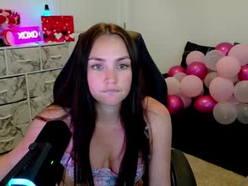 sariaaahh's chat room