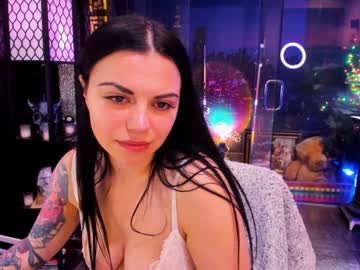 alma_pearl's chat room