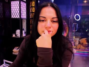 alma_pearl's chat room