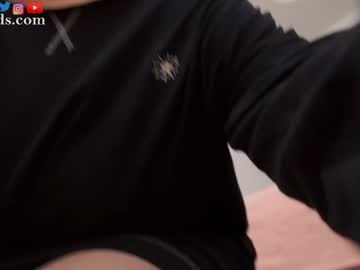 serareads's chat room