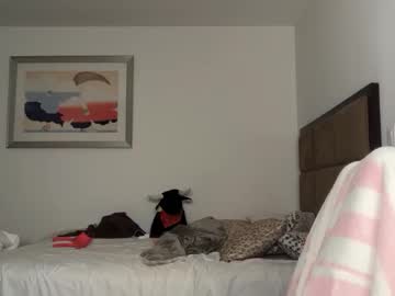 dollyrhodesss's chat room