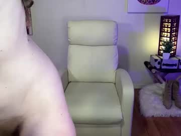 bunnieandthedude's chat room