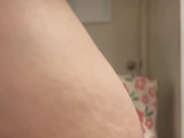 oohhellothere's chat room