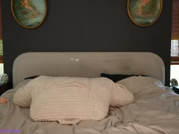 livanddrew's chat room