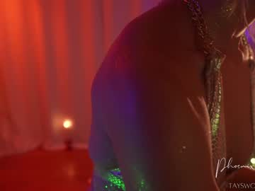 phoenix_taylor's chat room