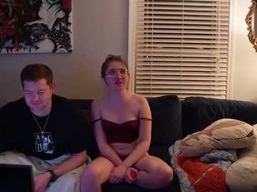 peachespunkins's chat room