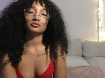 rosalinatoosexy's chat room
