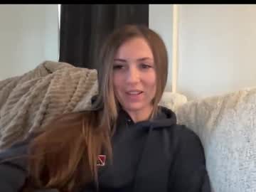 laylahlaylah1's chat room