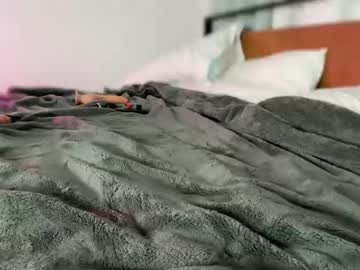 little_lies's chat room