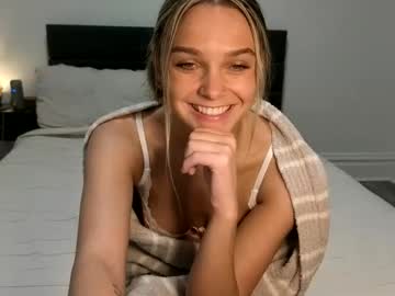 scarletterose_504259's chat room